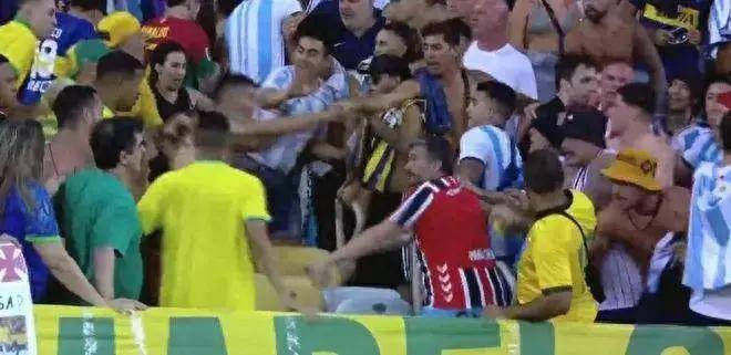 世预赛阿根廷1:0客胜巴西世预赛，巴阿大战一切缘于足球一切又无关足球