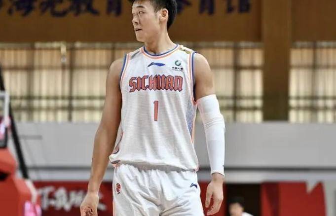 【九球体育】CBA全明星赛阵容全部确定，四川男篮球员景菡一入选替补名单