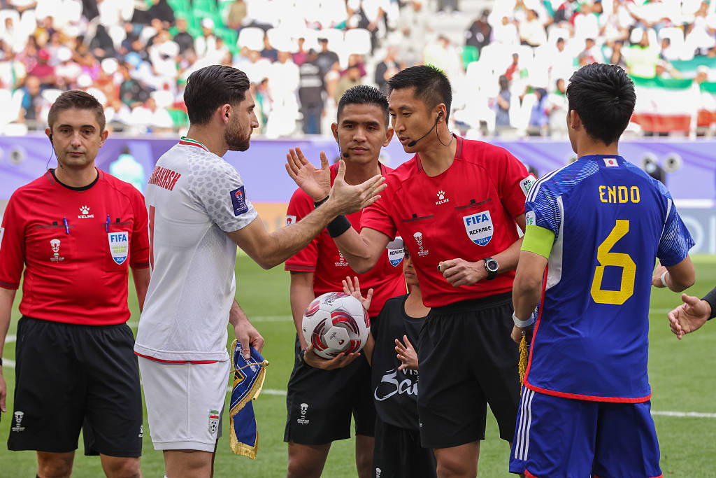 【九球体育】东亚之光，超越日韩！马宁将执法亚洲杯决赛，国足的重要的突破！