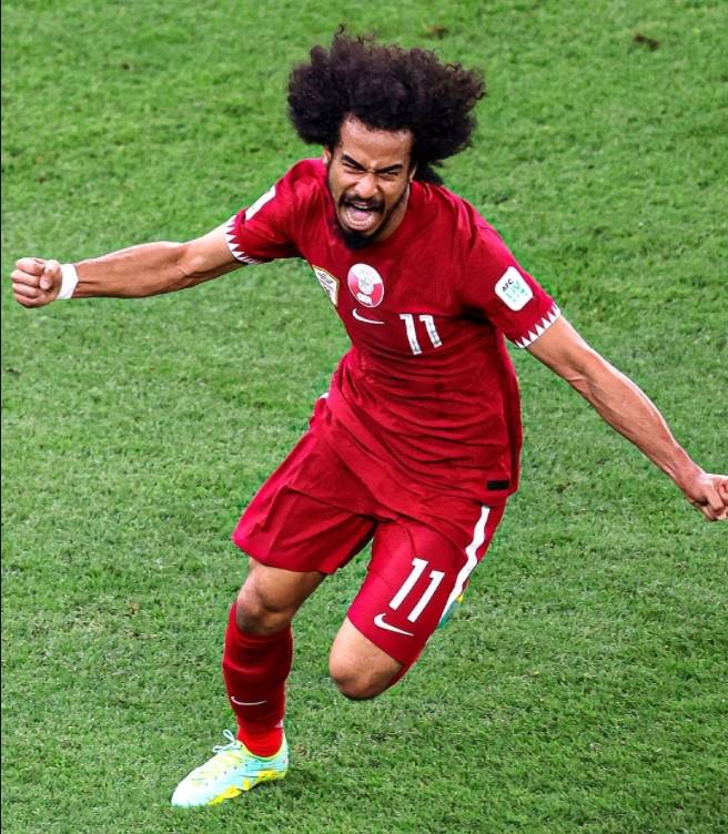 国足::亚洲杯再爆冷门！卡塔尔神仙球国足，3-2波斯铁骑，决赛对手不如国足