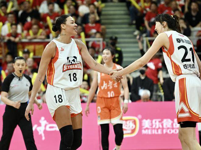 【九球体育】WCBA总决赛 | 坎贝奇复出 四川女篮扳平大比分